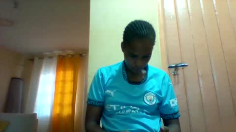 DOVY ACHIENG online show from 02-15-25, 12:11