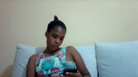 DOVY ACHIENG online show from 03-08-25, 10:02