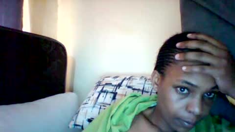 DOVY ACHIENG online show from 09-27-25, 04:28
