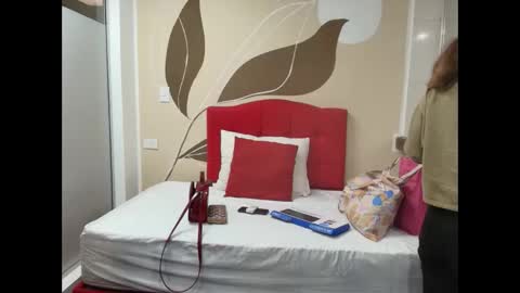 R A C H E L online show from 09-09-25, 11:54