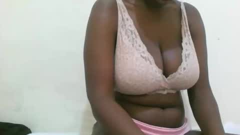 sexyrhany20 online show from 04-16-26, 06:36