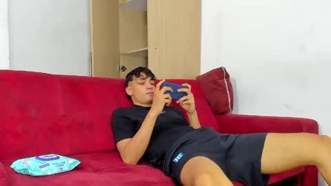 MATIAS-18   THIAHO -18  MAX-19  NICOKALY-19  CAIN-19   MOD ESTEBAN online show from 05-26-26, 07:21
