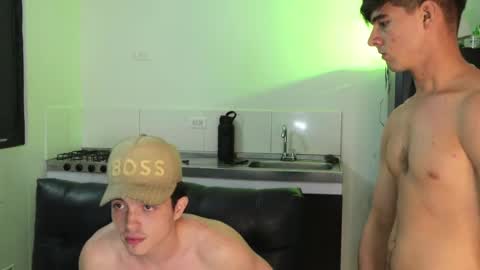 sexyskinnynaksu online show from 05-15-26, 11:45