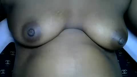 Snapshot of sexystella10 chatting on 06-26-26, 04:55 Stella online show from 06-26-26, 04:55