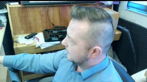 Snapshot of sexysteve80 chatting on 02-04-25, 12:00 sexysteve80 online show from 02-04-25, 12:00