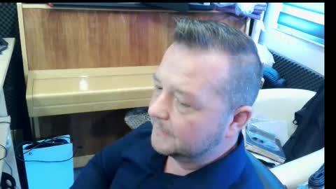 Snapshot of sexysteve80 chatting on 10-07-25, 10:12 sexysteve80 online show from 10-07-25, 10:12