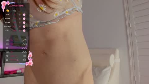 Snapshot of sexytemptation6969 chatting on 01-18-25, 03:09 Estee online show from 01-18-25, 03:09