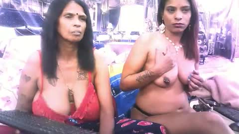 Snapshot of sexyva4u2luv chatting on 12-18-25, 09:54 sexyva4u2luv online show from 12-18-25, 09:54