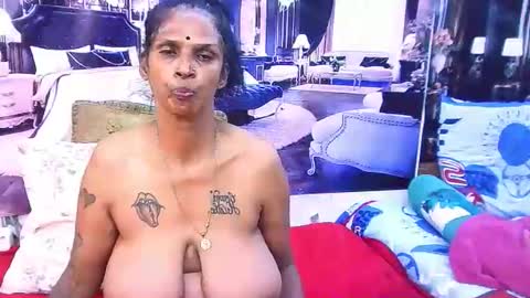 sexyva4u2luv online show from 02-05-26, 10:20