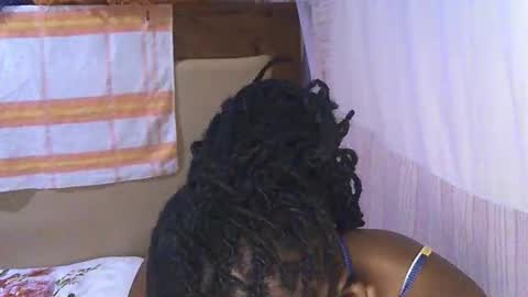 Snapshot of sexyvishy254 chatting on 10-21-25, 11:33 sexyvishy254 online show from 10-21-25, 11:33