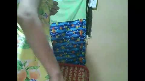 Snapshot of sexywolfnight chatting on 03-18-26, 12:58 sexywolfnight online show from 03-18-26, 12:58