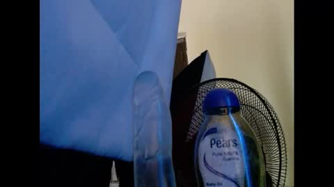 Blue online show from 02-22-25, 03:58