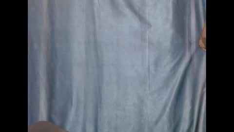 Blue online show from 02-27-25, 07:12