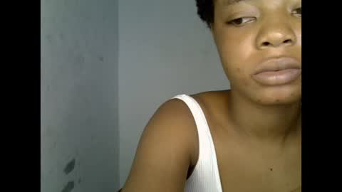 sexyxpeach online show from 06-25-26, 09:52