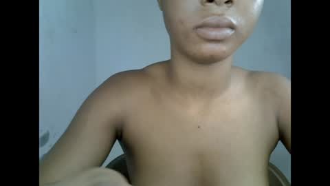 sexyxpeach online show from 07-25-26, 09:34