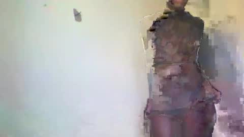 Snapshot of sexyy_tiny chatting on 02-03-26, 04:10 Mel online show from 02-03-26, 04:10