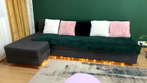 Snapshot of sexyycouple22 chatting on 12-03-24, 06:59 Sexycouple online show from 12-03-24, 06:59