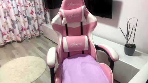 Snapshot of sexyycouple22 chatting on 01-23-25, 06:06 Sexycouple online show from 01-23-25, 06:06