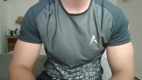 Snapshot of sexyyphilip chatting on 10-17-25, 08:55 sexyyphilip online show from 10-17-25, 08:55