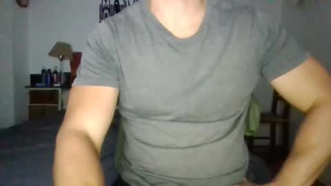 Snapshot of sexyyphilip chatting on 01-11-26, 03:44 sexyyphilip online show from 01-11-26, 03:44