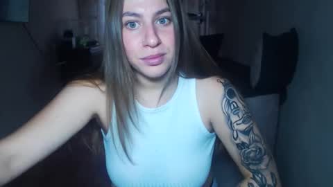 Snapshot of sexyyuliia777 chatting on 09-16-25, 06:25 Yuliia online show from 09-16-25, 06:25