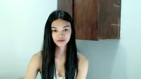 Zendaya online show from 11-09-25, 05:44