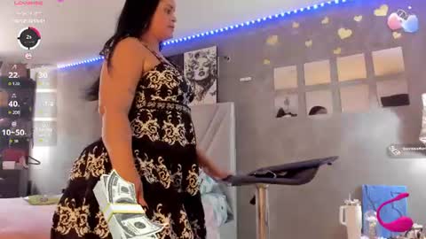 Snapshot of sexyzoe_69 chatting on 06-23-26, 07:45 Alexa online show from 06-23-26, 07:45