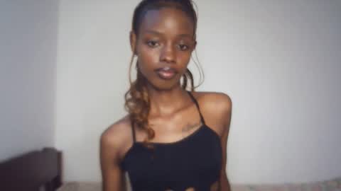 sexyzuriel online show from 02-11-26, 04:50