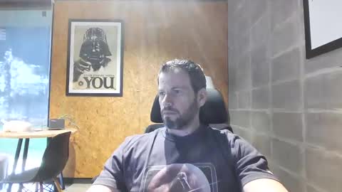 Snapshot of shad0w_hunter chatting on 02-18-25, 01:33 shad0w_hunter online show from 02-18-25, 01:33