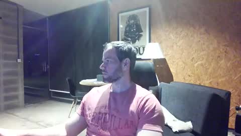 Snapshot of shad0w_hunter chatting on 10-30-25, 10:32 shad0w_hunter online show from 10-30-25, 10:32