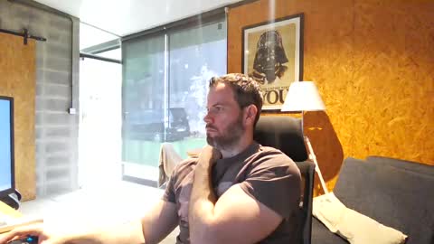 Snapshot of shad0w_hunter chatting on 05-07-26, 01:16 shad0w_hunter online show from 05-07-26, 01:16