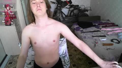 shad0wfemb0y online show from 04-01-26, 11:22