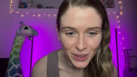 Snapshot of shadebabe chatting on 12-07-24, 08:00 shadebabe online show from 12-07-24, 08:00