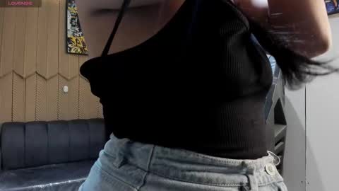 Snapshot of shaden_1 chatting on 02-04-26, 08:58 Liz online show from 02-04-26, 08:58