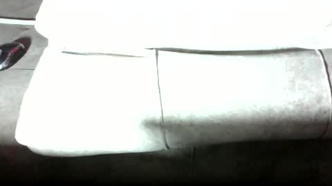 Snapshot of shades_x254 chatting on 07-13-26, 08:44 shades_x254 online show from 07-13-26, 08:44