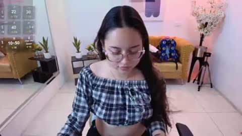 Snapshot of shady_bug chatting on 07-16-26, 08:15 Shady online show from 07-16-26, 08:15