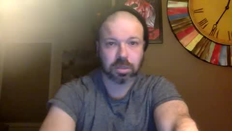 Snapshot of shadyyyyyy7 chatting on 01-24-25, 06:24 Shady online show from 01-24-25, 06:24