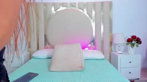 Shaina online show from 01-29-25, 07:43