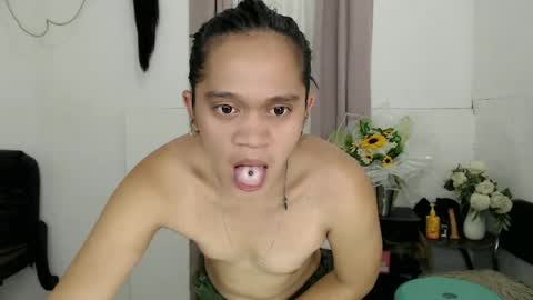 Snapshot of shaira_fucker chatting on 06-23-26, 07:39 shaira_fucker online show from 06-23-26, 07:39
