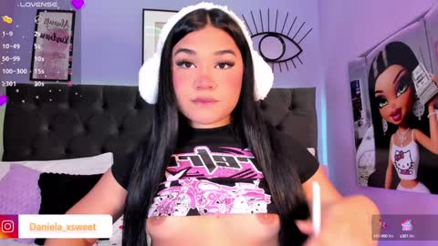 Snapshot of shairytovar chatting on 01-24-25, 05:42 shairytovar online show from 01-24-25, 05:42