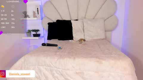 Snapshot of shairytovar chatting on 09-22-25, 05:20 shairytovar online show from 09-22-25, 05:20