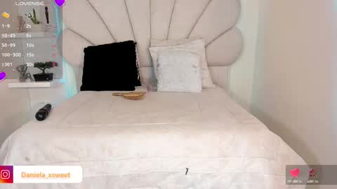 Snapshot of shairytovar chatting on 10-11-25, 06:23 shairytovar online show from 10-11-25, 06:23