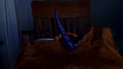 shakespeareisahomie online show from 03-27-26, 03:34