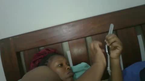 Snapshot of shakilavan chatting on 12-03-25, 07:01 shakilavan online show from 12-03-25, 07:01