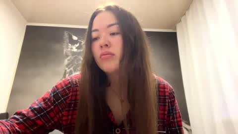 Hana online show from 11-21-25, 02:54