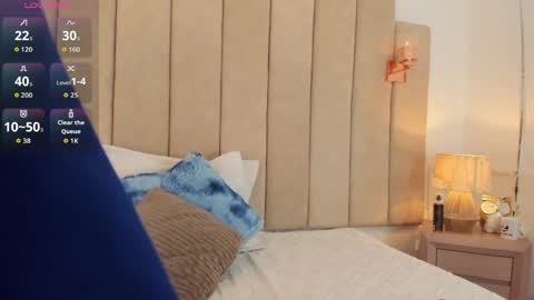 Snapshot of shaliny_ chatting on 05-22-26, 06:57 Shanily online show from 05-22-26, 06:57