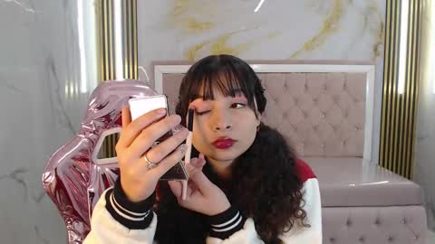 Shalon  online show from 01-29-25, 01:07