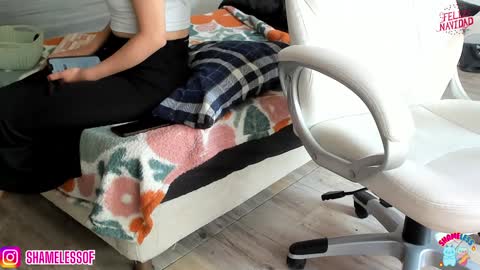 Snapshot of shamelesss_ chatting on 12-13-24, 07:43 shamelesss_ online show from 12-13-24, 07:43