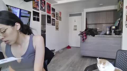 Snapshot of shamelesss_ chatting on 02-02-25, 06:31 shamelesss_ online show from 02-02-25, 06:31