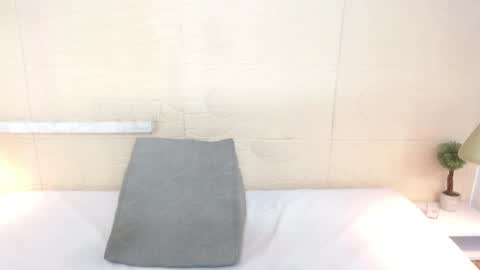 Catalina online show from 01-12-25, 01:16